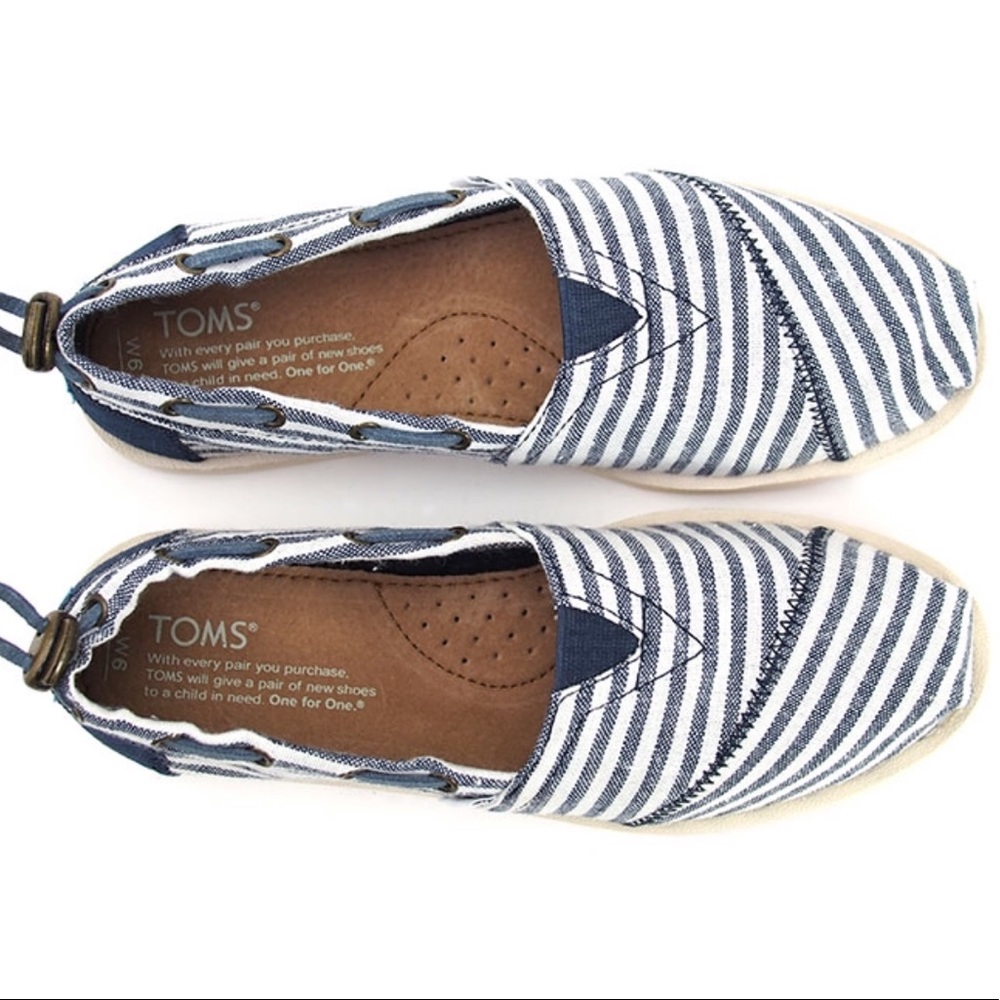 TOMS Womens Bimini Stitch Out Stripe Canvas
